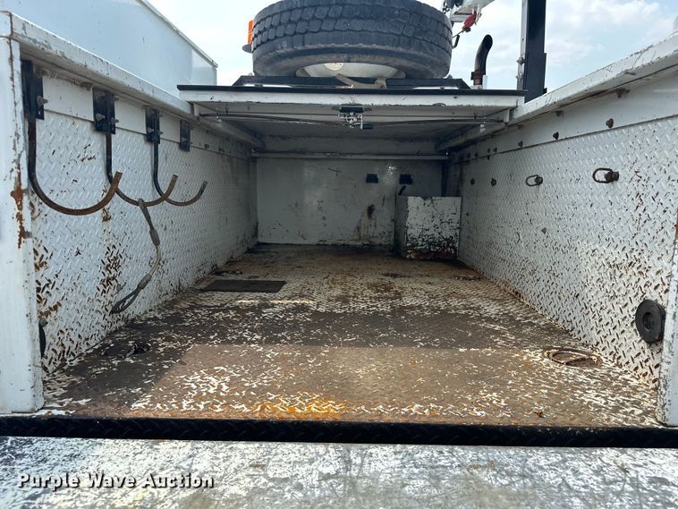 image for item EG1625 2012 Freightliner  Business Class M2 utility / service truck