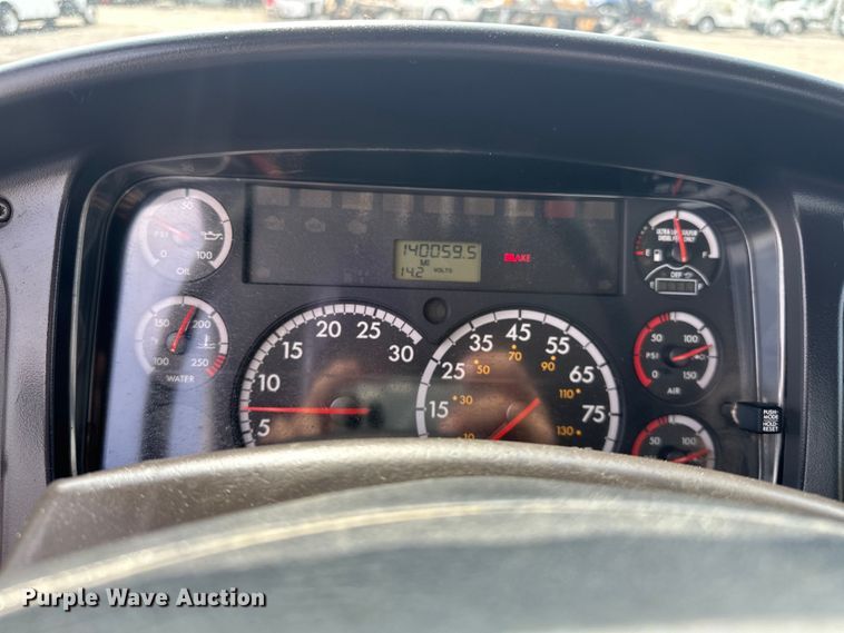 image for item EG1625 2012 Freightliner  Business Class M2 utility / service truck