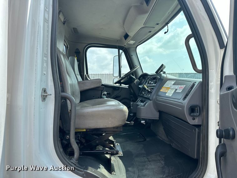 image for item EG1625 2012 Freightliner  Business Class M2 utility / service truck