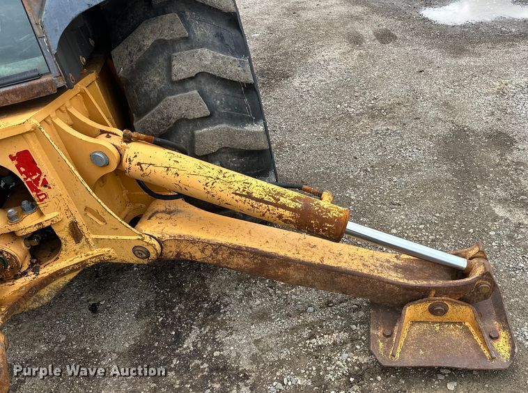 image for item EG1636 1995 Case 580 Super L backhoe