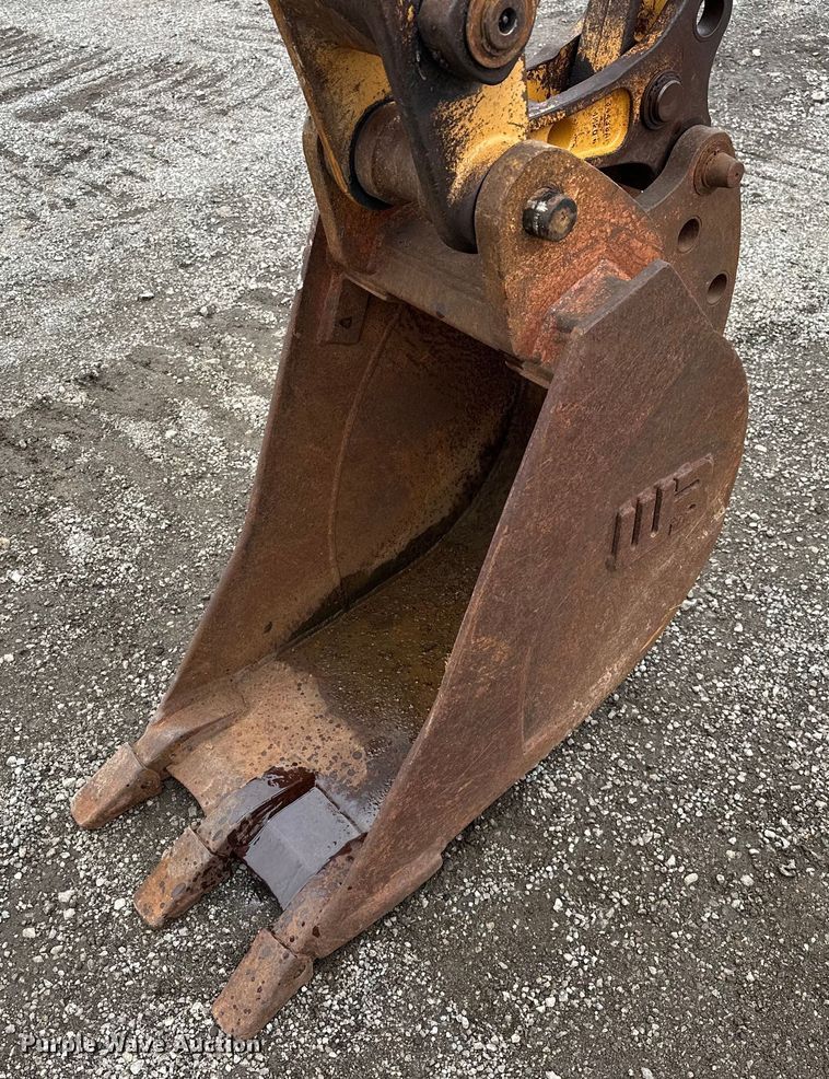 image for item EG1636 1995 Case 580 Super L backhoe