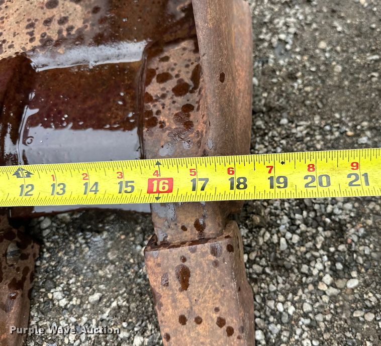 image for item EG1636 1995 Case 580 Super L backhoe