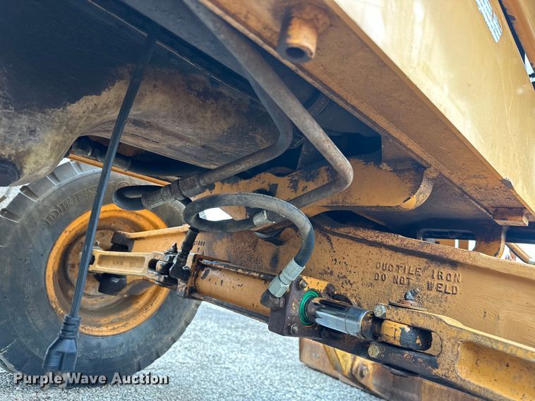 image for item EG1636 1995 Case 580 Super L backhoe
