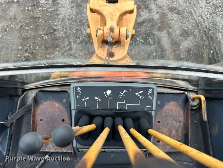 image for item EG1636 1995 Case 580 Super L backhoe