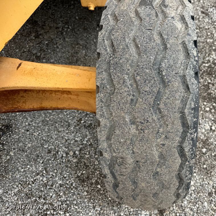 image for item EG1636 1995 Case 580 Super L backhoe