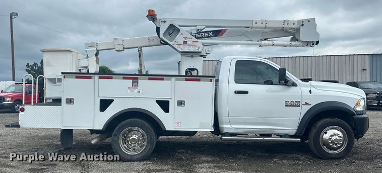 image for item EG1637 2015 Dodge Ram 5500HD bucket truck