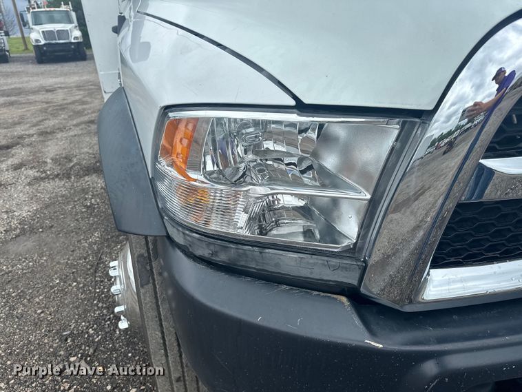 image for item EG1637 2015 Dodge Ram 5500HD bucket truck