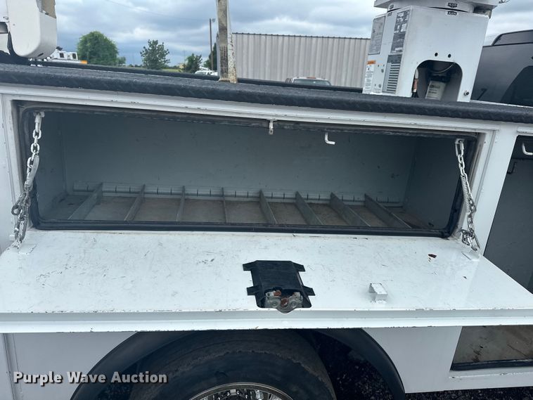 image for item EG1637 2015 Dodge Ram 5500HD bucket truck