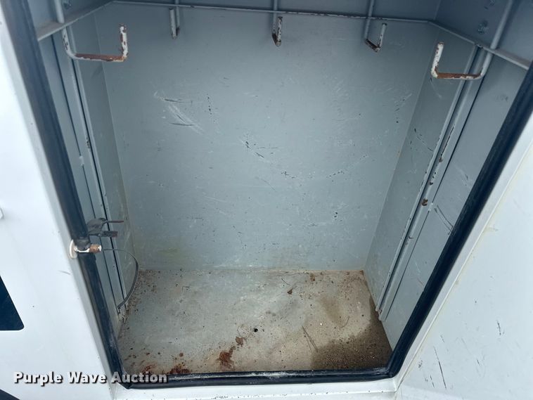 image for item EG1637 2015 Dodge Ram 5500HD bucket truck