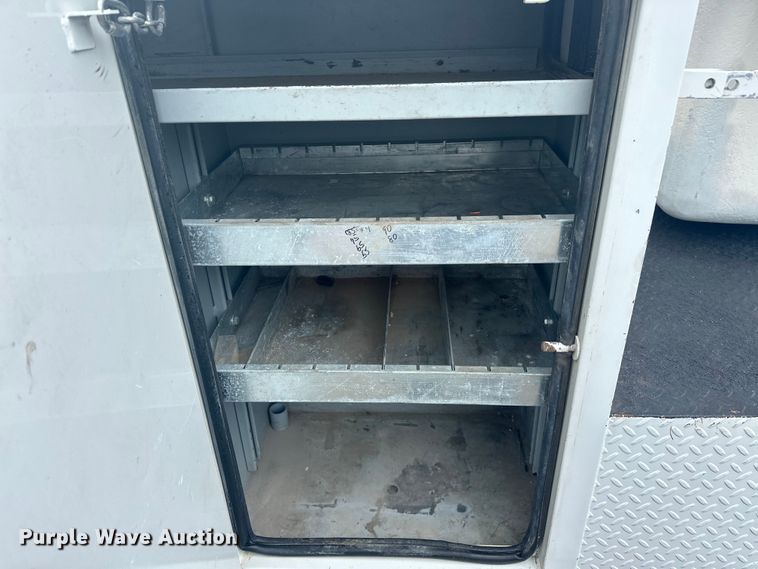 image for item EG1637 2015 Dodge Ram 5500HD bucket truck