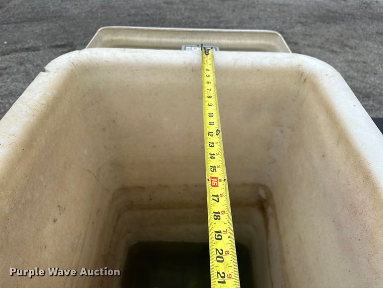 image for item EG1637 2015 Dodge Ram 5500HD bucket truck