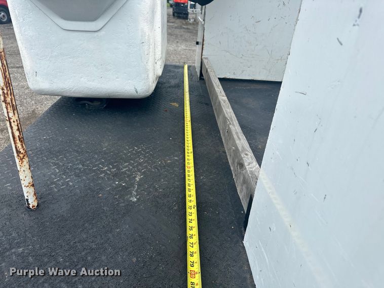 image for item EG1637 2015 Dodge Ram 5500HD bucket truck