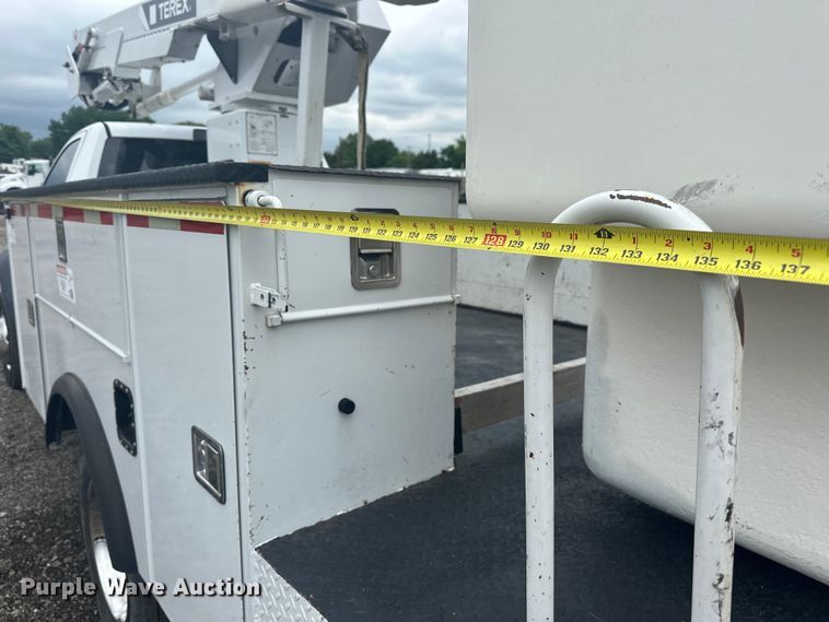 image for item EG1637 2015 Dodge Ram 5500HD bucket truck