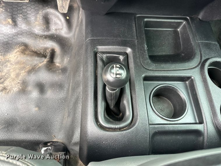 image for item EG1637 2015 Dodge Ram 5500HD bucket truck