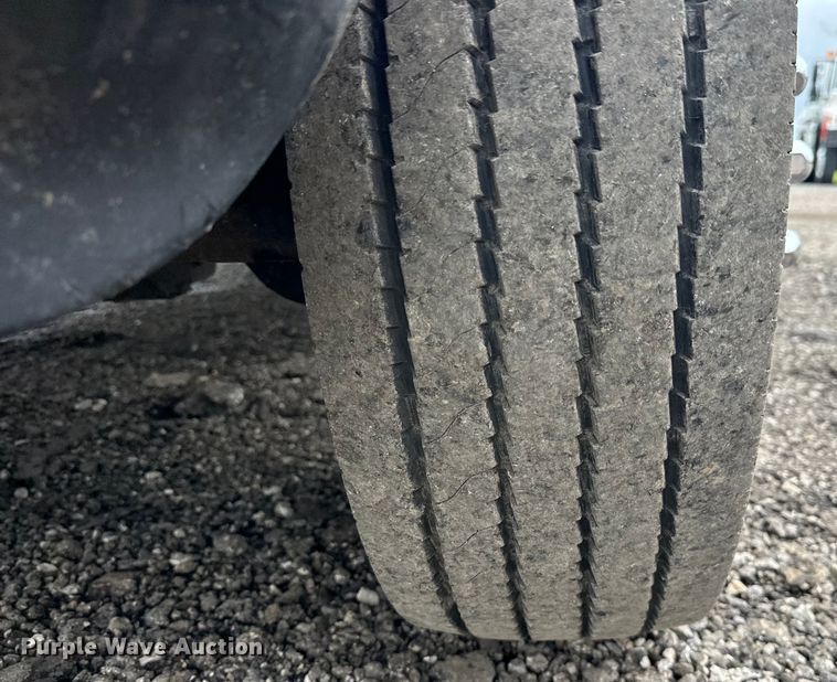 image for item EG1637 2015 Dodge Ram 5500HD bucket truck