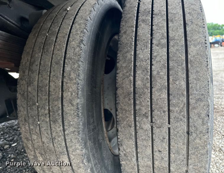 image for item EG1637 2015 Dodge Ram 5500HD bucket truck