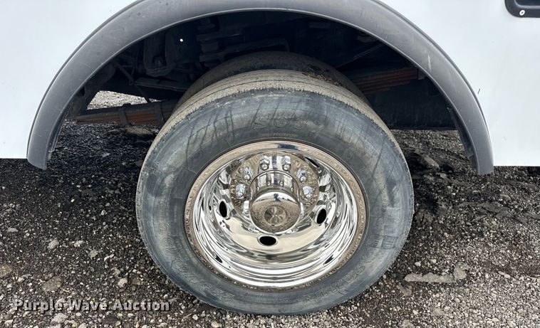 image for item EG1637 2015 Dodge Ram 5500HD bucket truck