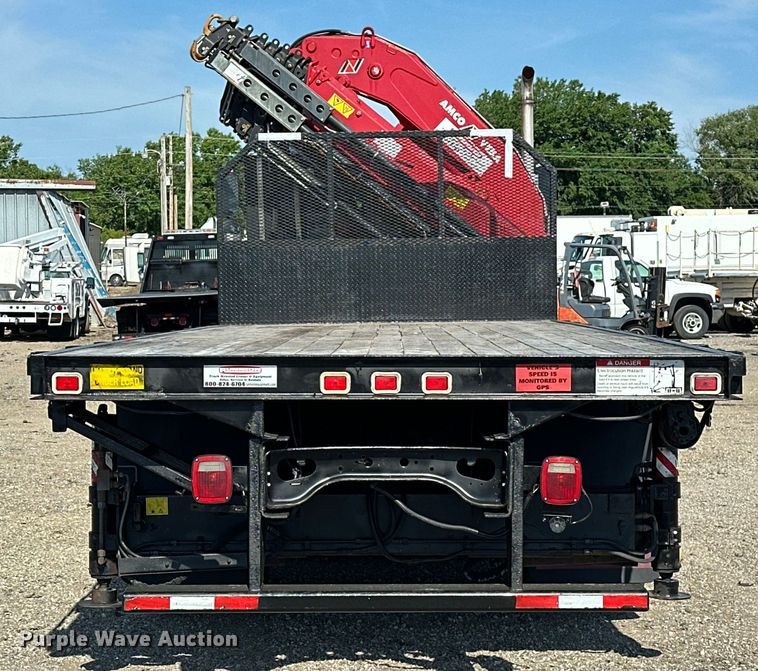 image for item EG1642 2014 International  WorkStar 7500 crane truck