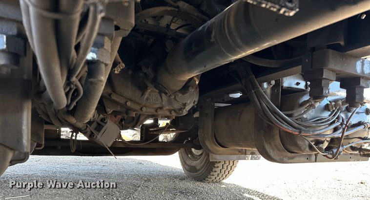 image for item EG1642 2014 International  WorkStar 7500 crane truck