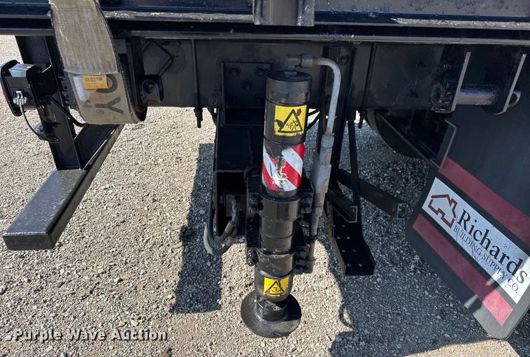 image for item EG1642 2014 International  WorkStar 7500 crane truck