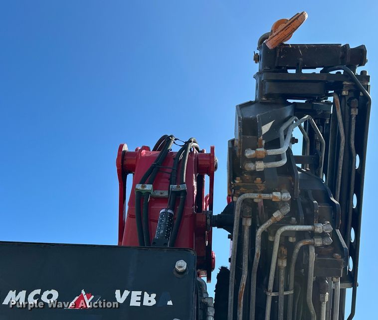 image for item EG1642 2014 International  WorkStar 7500 crane truck