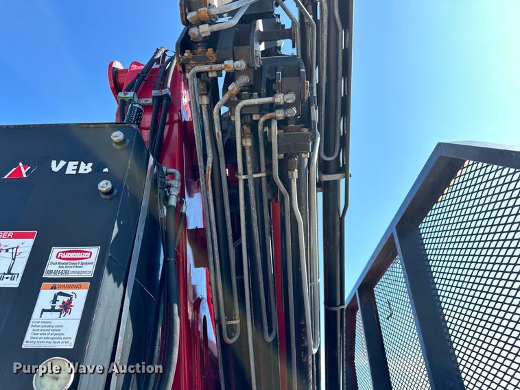 image for item EG1642 2014 International  WorkStar 7500 crane truck