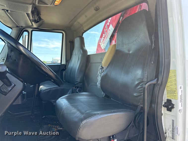 image for item EG1642 2014 International  WorkStar 7500 crane truck