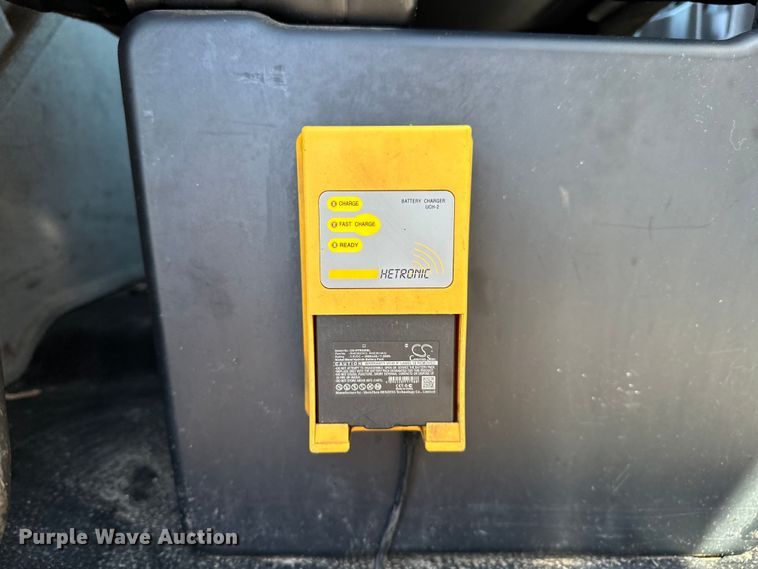 image for item EG1642 2014 International  WorkStar 7500 crane truck