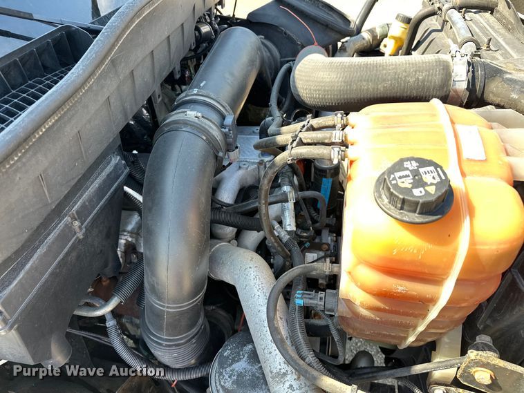 image for item EG1642 2014 International  WorkStar 7500 crane truck