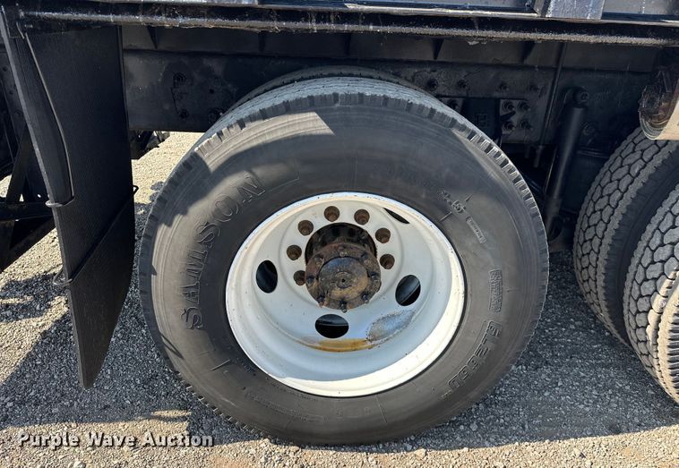 image for item EG1642 2014 International  WorkStar 7500 crane truck