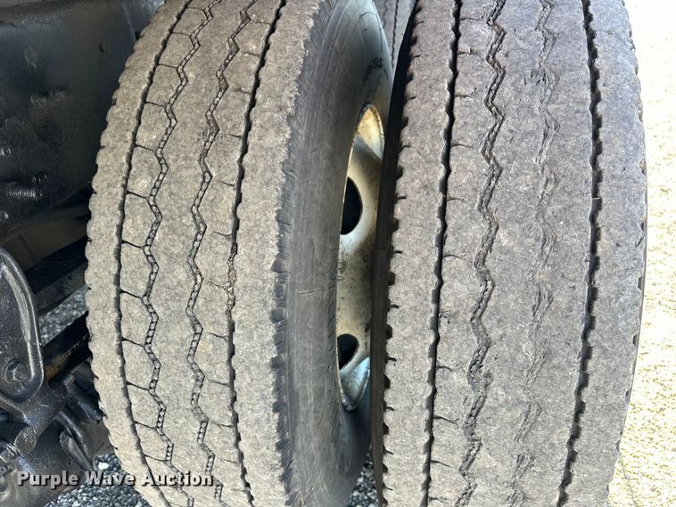 image for item EG1642 2014 International  WorkStar 7500 crane truck