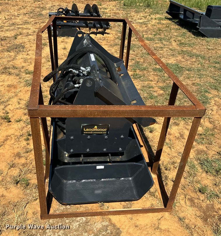 image for item EH4016 2023 Landhonor  VPC-11-72W skid steer plate compactor