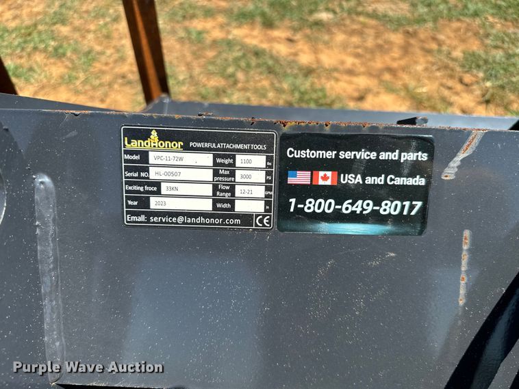 image for item EH4016 2023 Landhonor  VPC-11-72W skid steer plate compactor