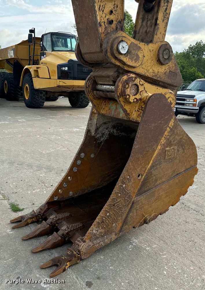 image for item EH6841 2017 Caterpillar  349FL excavator