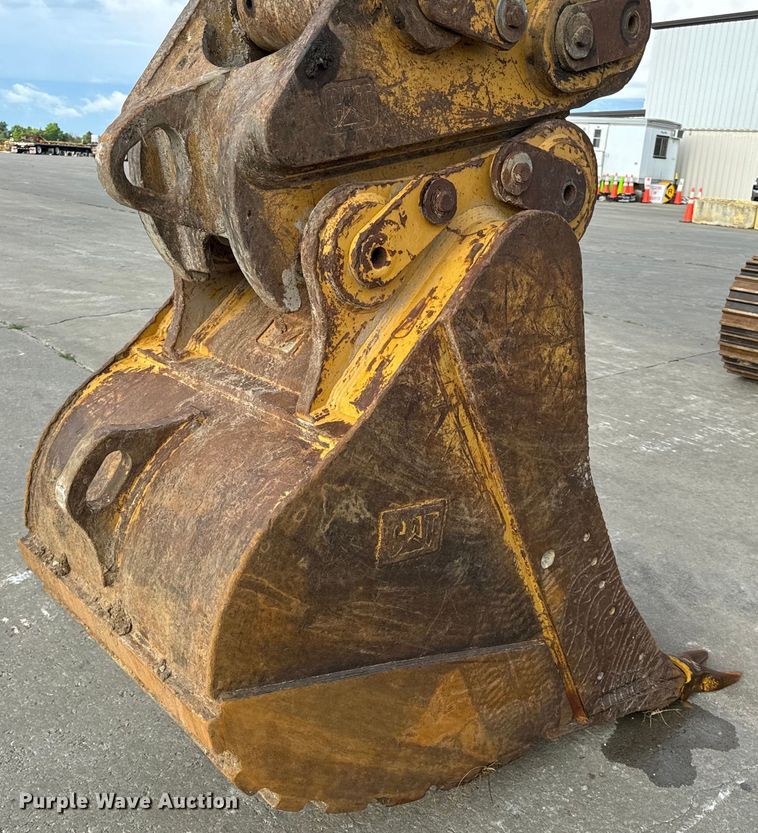 image for item EH6841 2017 Caterpillar  349FL excavator