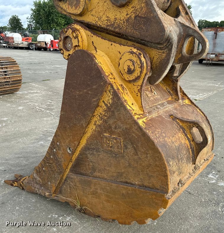 image for item EH6841 2017 Caterpillar  349FL excavator