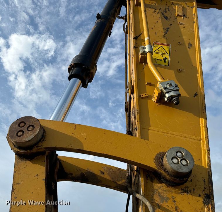 image for item EH6841 2017 Caterpillar  349FL excavator