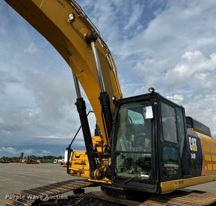 image for item EH6841 2017 Caterpillar  349FL excavator