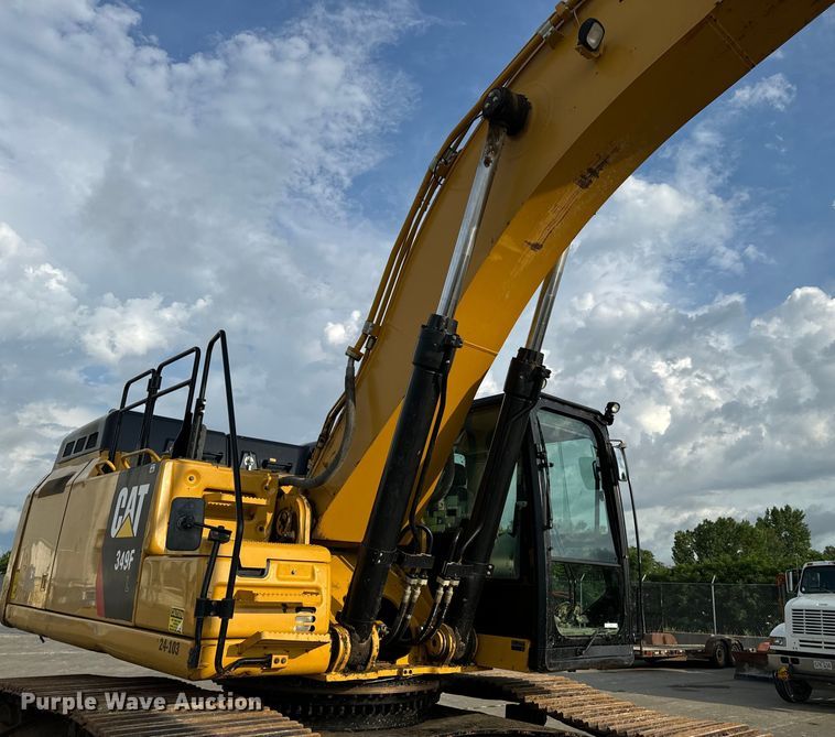 image for item EH6841 2017 Caterpillar  349FL excavator