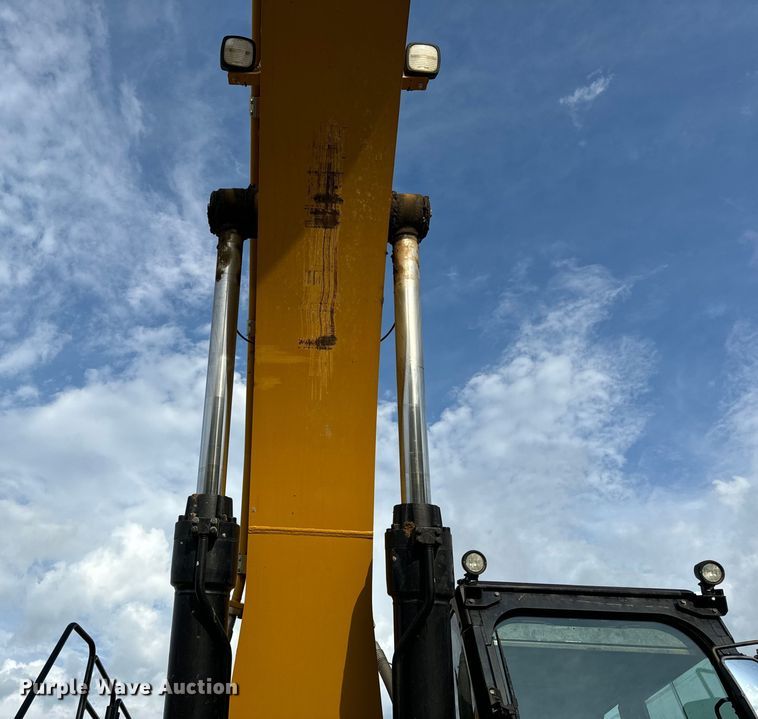image for item EH6841 2017 Caterpillar  349FL excavator