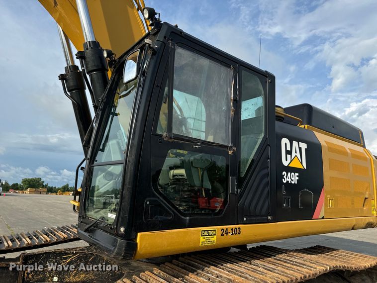 image for item EH6841 2017 Caterpillar  349FL excavator