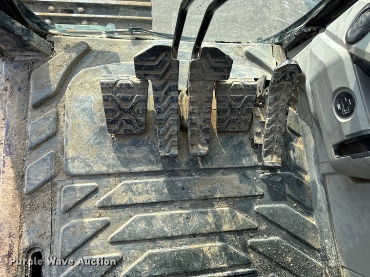 image for item EH6841 2017 Caterpillar  349FL excavator