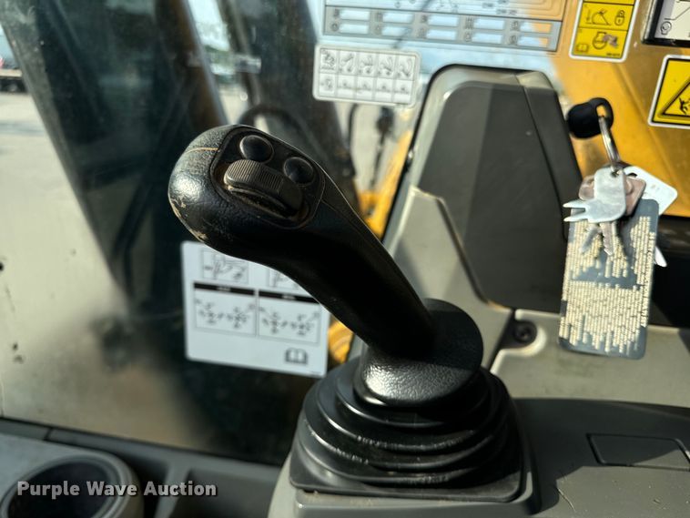 image for item EH6841 2017 Caterpillar  349FL excavator