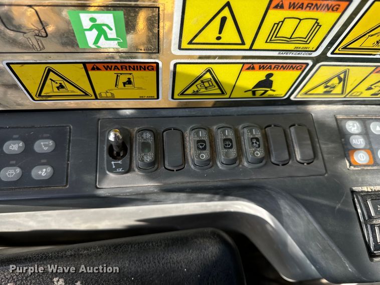 image for item EH6841 2017 Caterpillar  349FL excavator