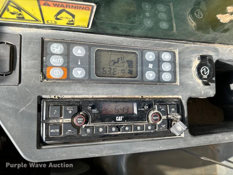 image for item EH6841 2017 Caterpillar  349FL excavator