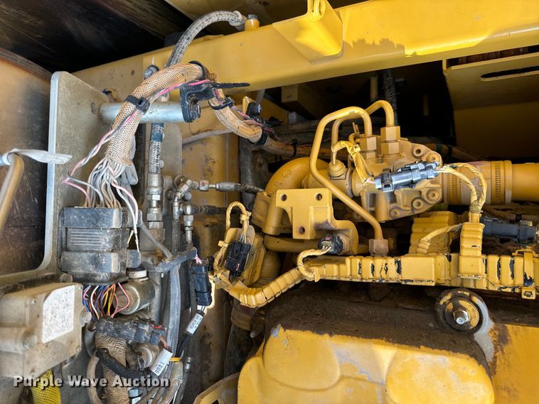 image for item EH6841 2017 Caterpillar  349FL excavator