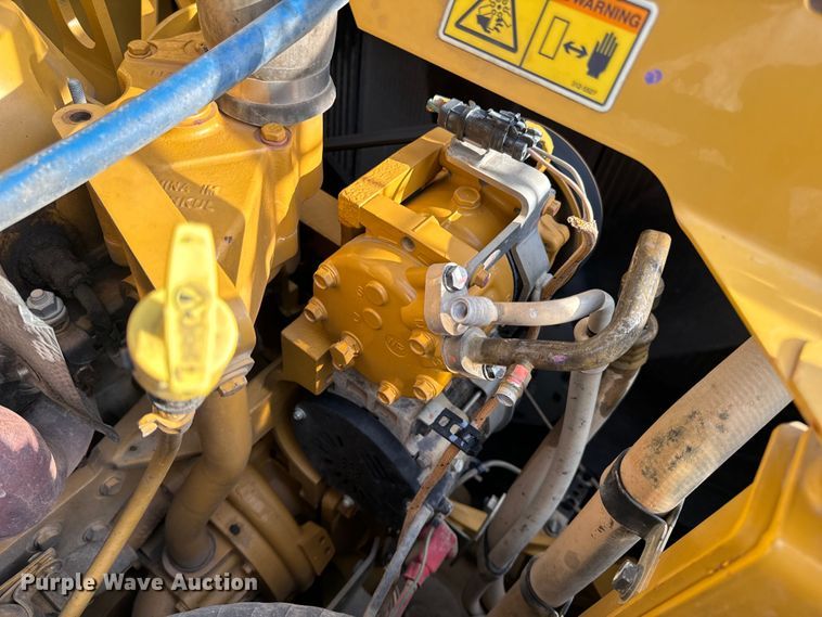 image for item EH6841 2017 Caterpillar  349FL excavator