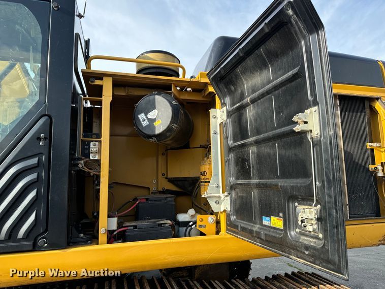 image for item EH6841 2017 Caterpillar  349FL excavator