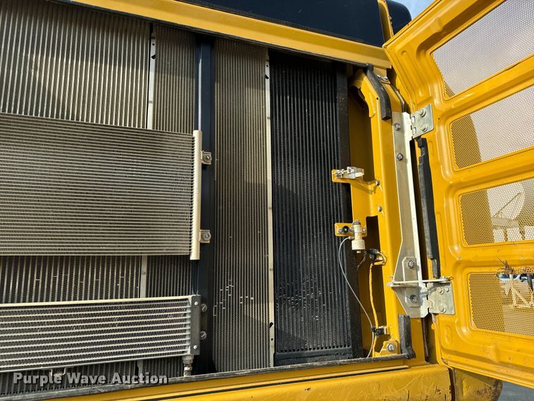 image for item EH6841 2017 Caterpillar  349FL excavator