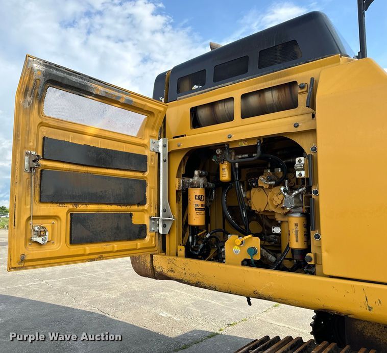 image for item EH6841 2017 Caterpillar  349FL excavator